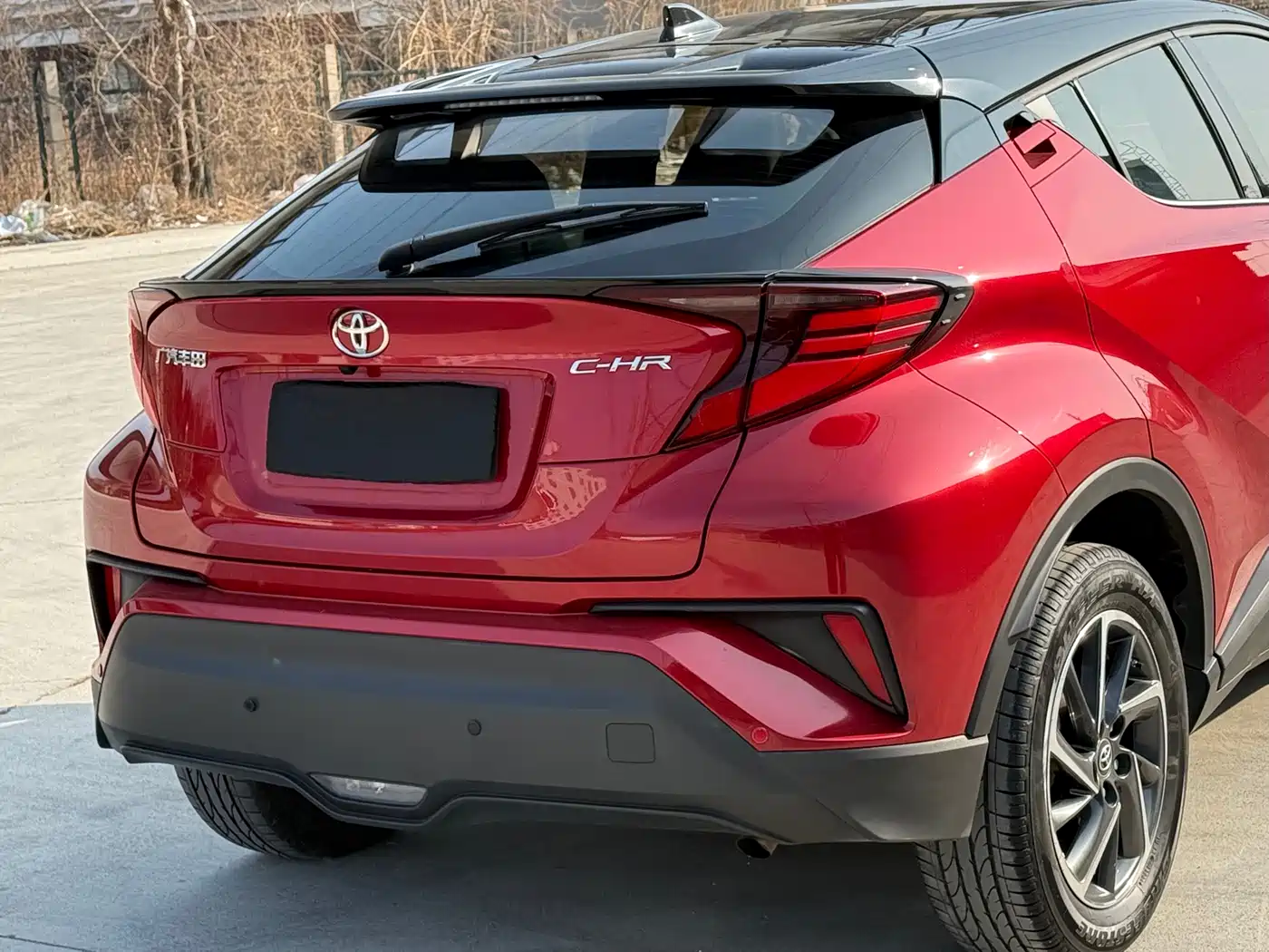 Toyota C-HR 2021 2.0L Luxury Edition фото 8