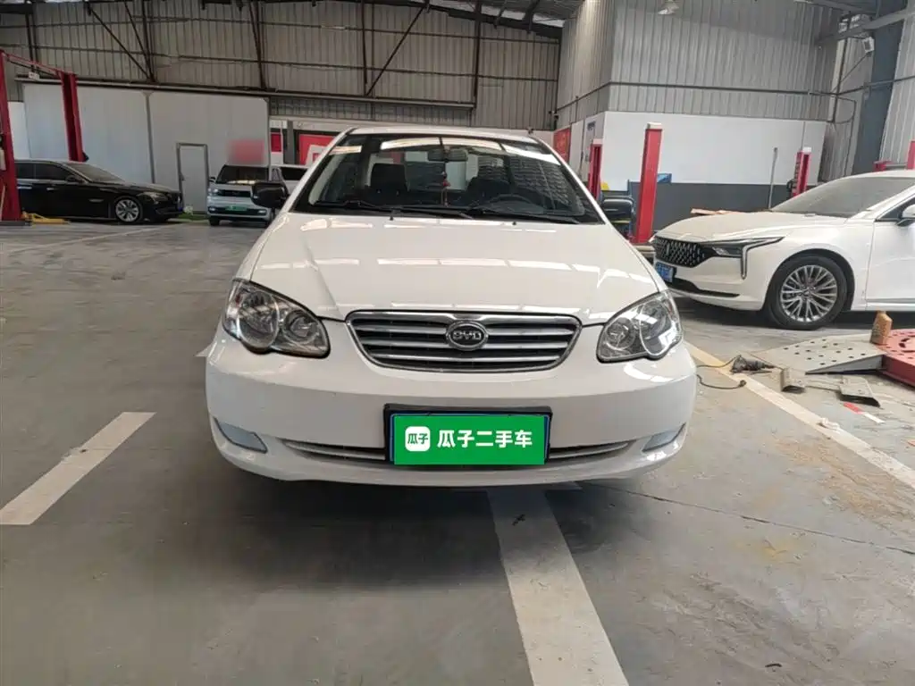 BYD F3 2012 Energy-saving Edition 1.5L Manual Comfort фото 3