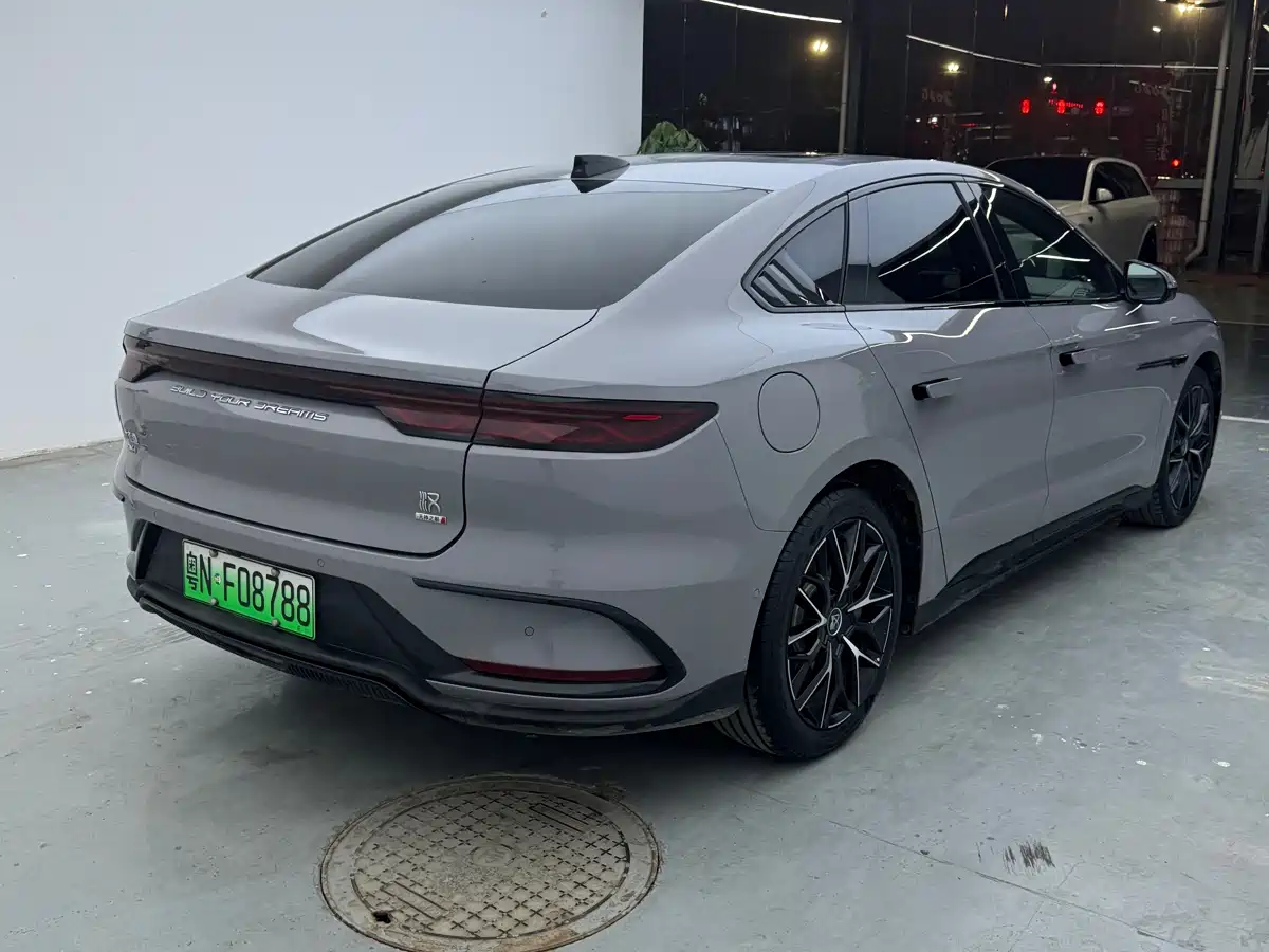 BYD Han 2025 DM-i Smart Driving Edition 125KM Honor фото 10
