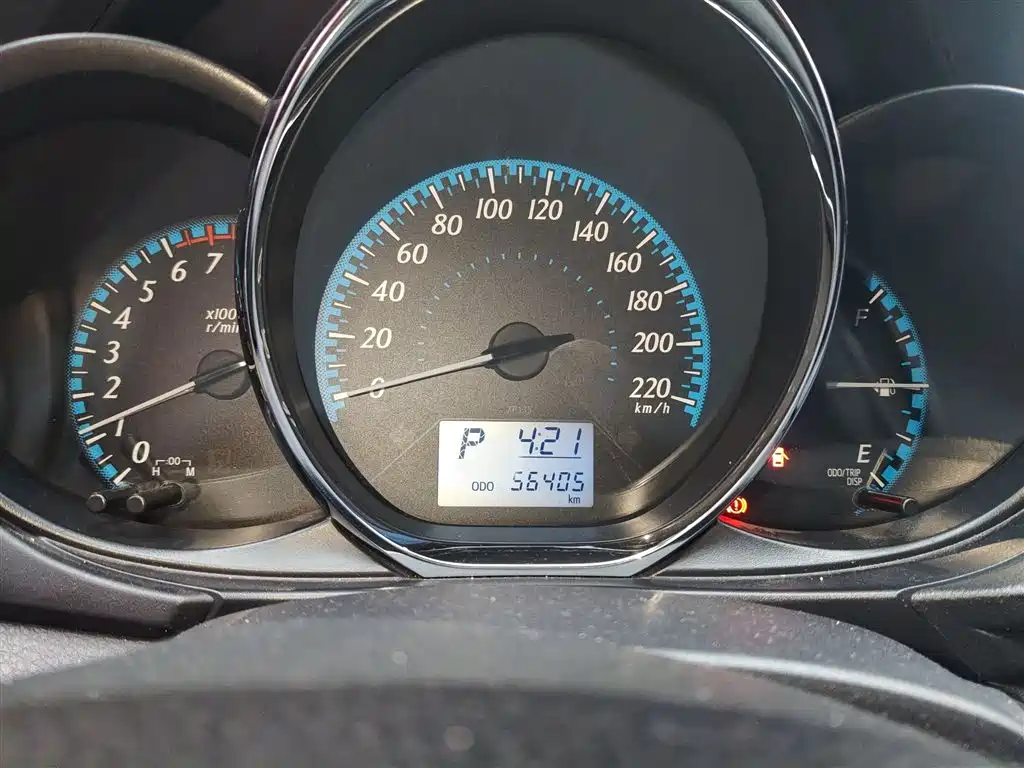 Toyota YARiS L Zhi Xiang 2017 1.5E CVT Charming Edition фото 4