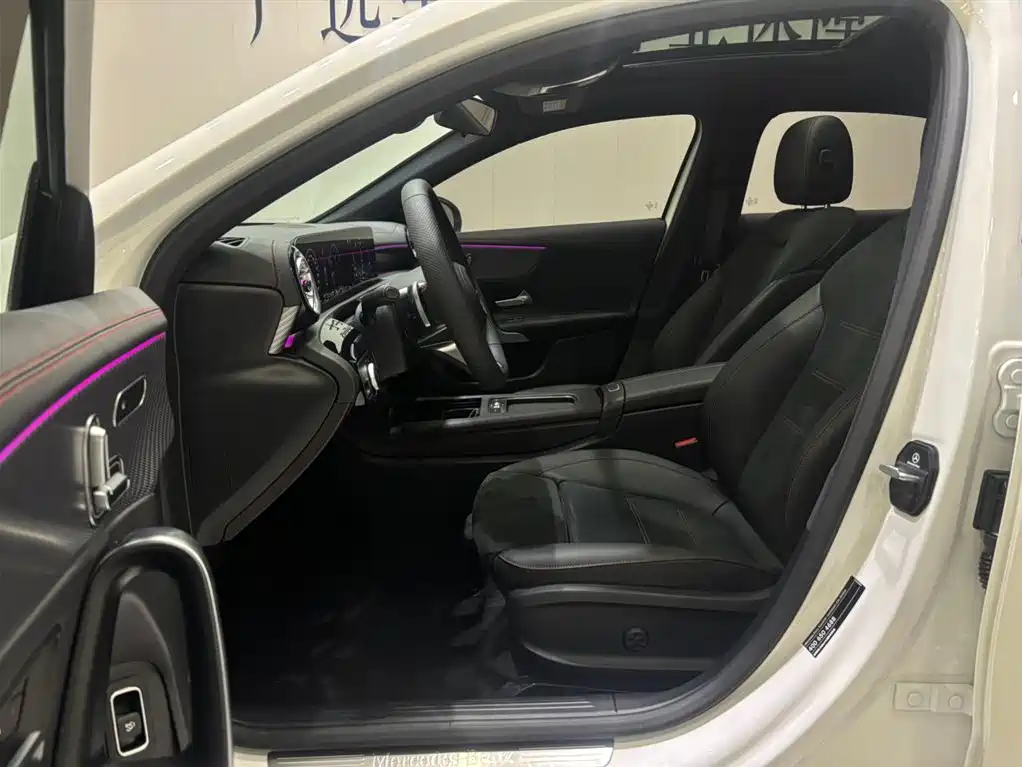 MERCEDES-BENZ CLASS A