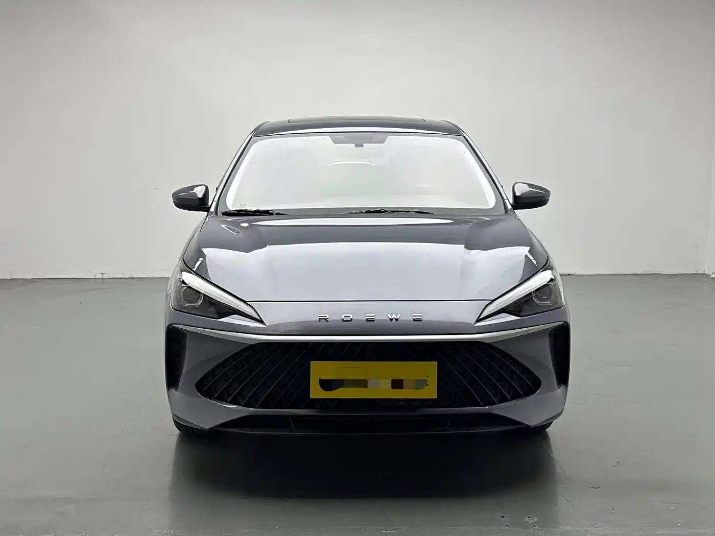 Photo 2 - Roewe i5