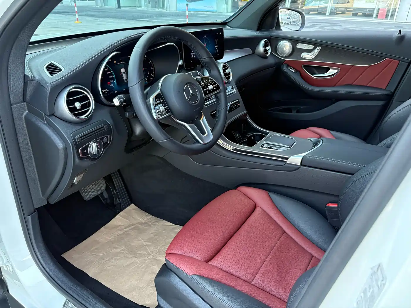 MERCEDES-BENZ GLC COUPE