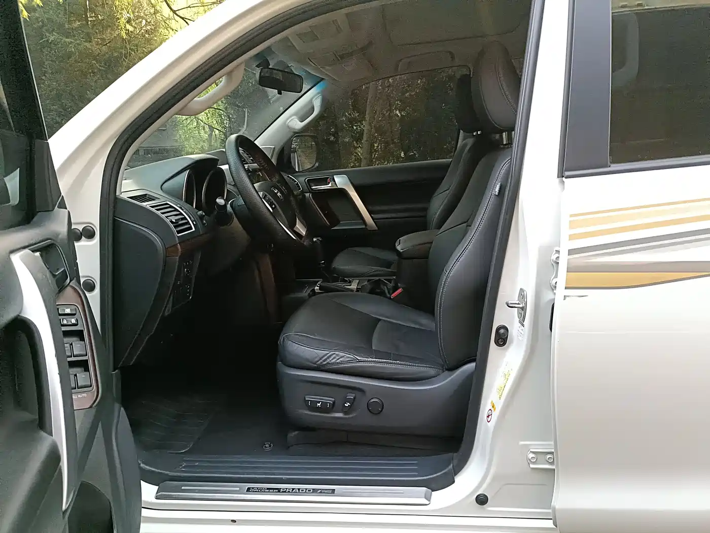 Toyota Prado 2016 3.5L Auto TX-L фото 5