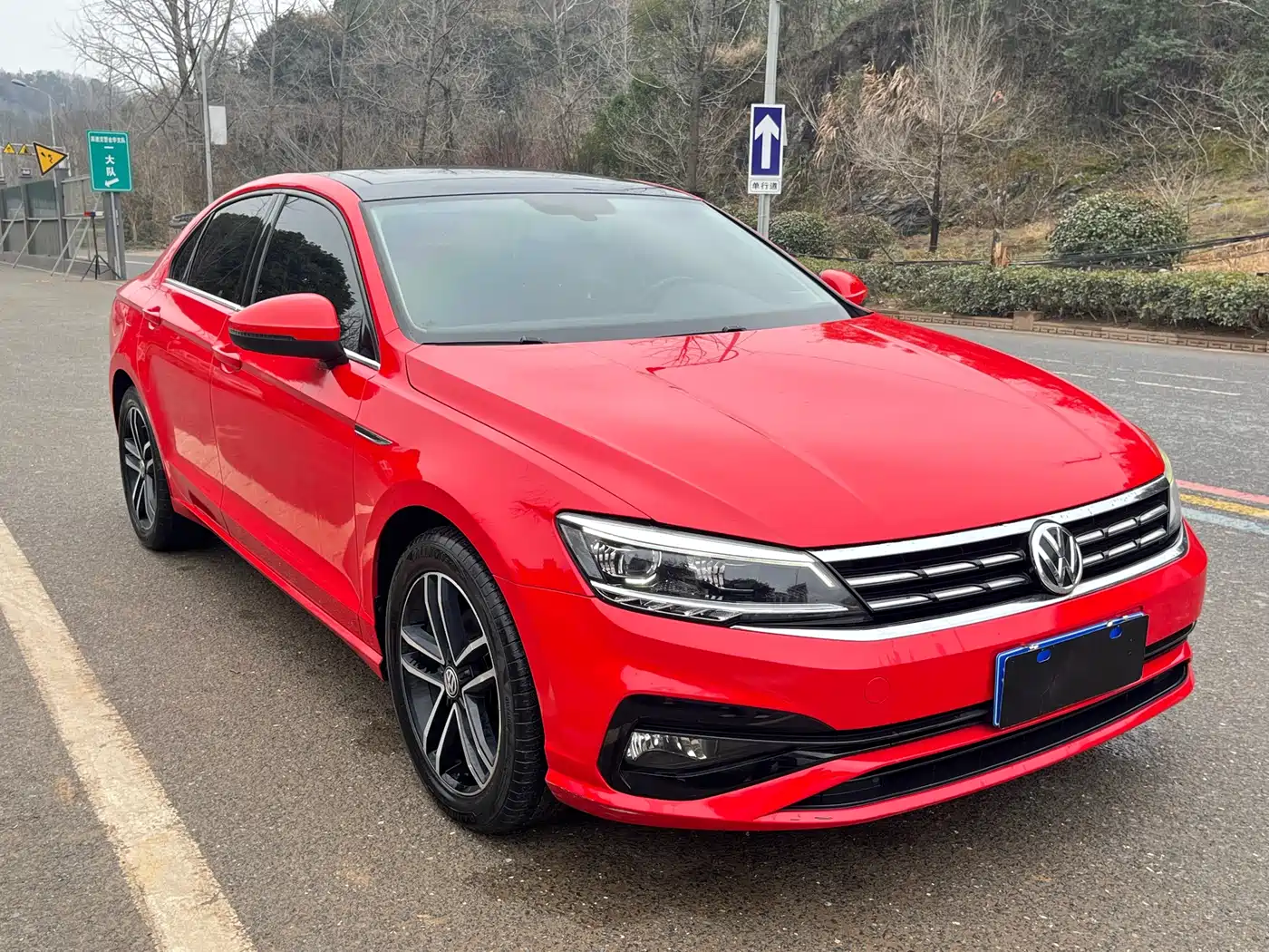 Volkswagen Lamando 2019 280TSI DSG Comfort Edition China VI фото 3