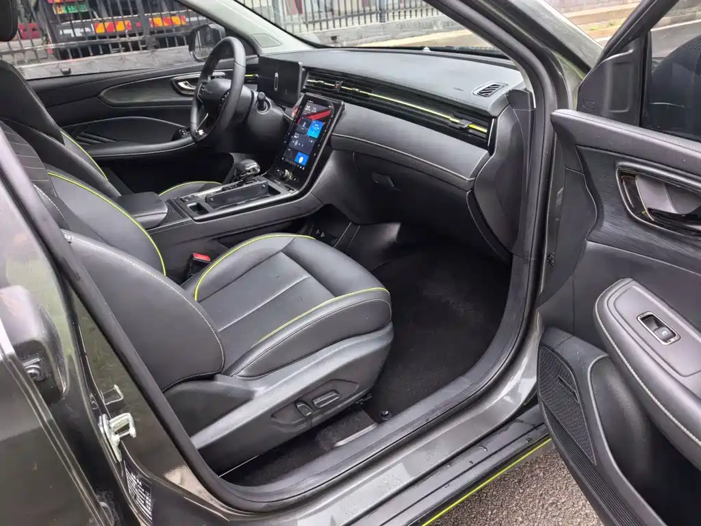 Photo 14 - Roewe RX5