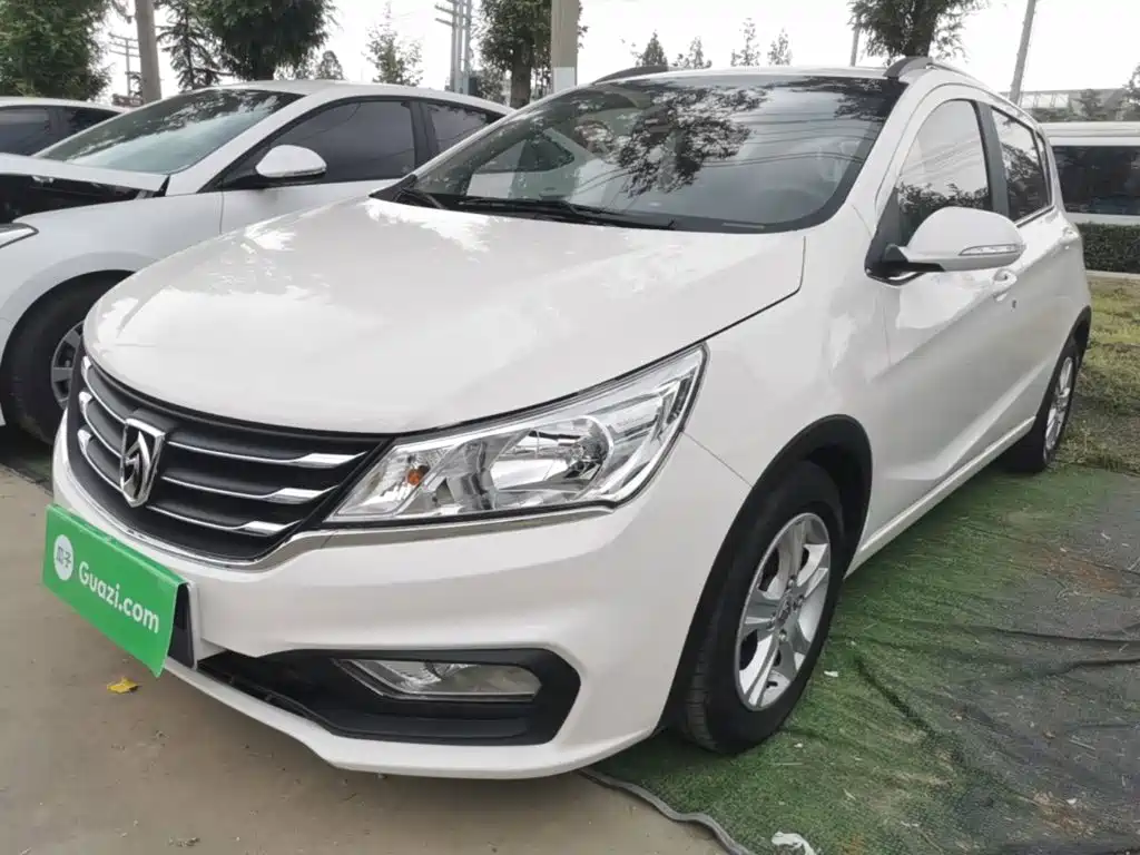 Baojun 310 2016 2016 1.2L Manual Luxury Type