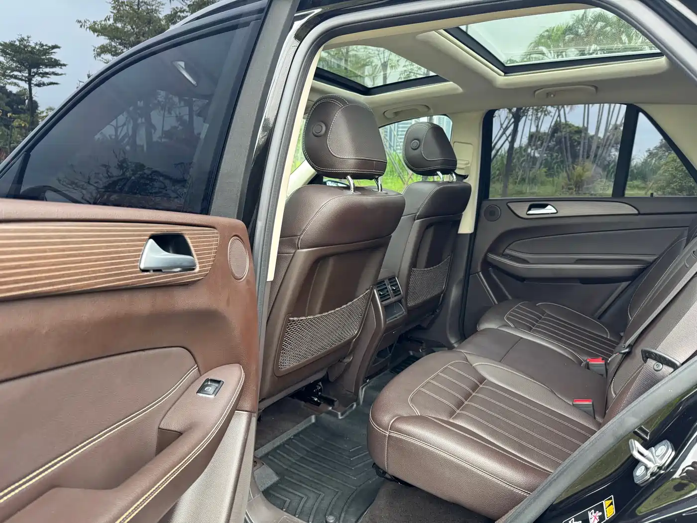 Mercedes-Benz GLE 2018 GLE 320 4MATIC Dynamic Ultimate Edition фото 10