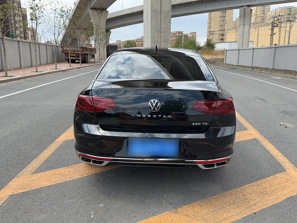 Volkswagen Magotan 2025 Facelift II Public Edition 330TSI DSG Luxury фото 14