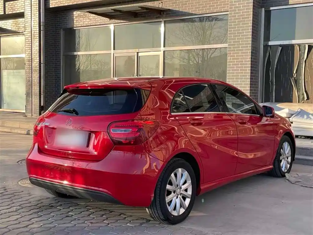 Mercedes-Benz A-Class (Import) 2017 A 180 фото 8