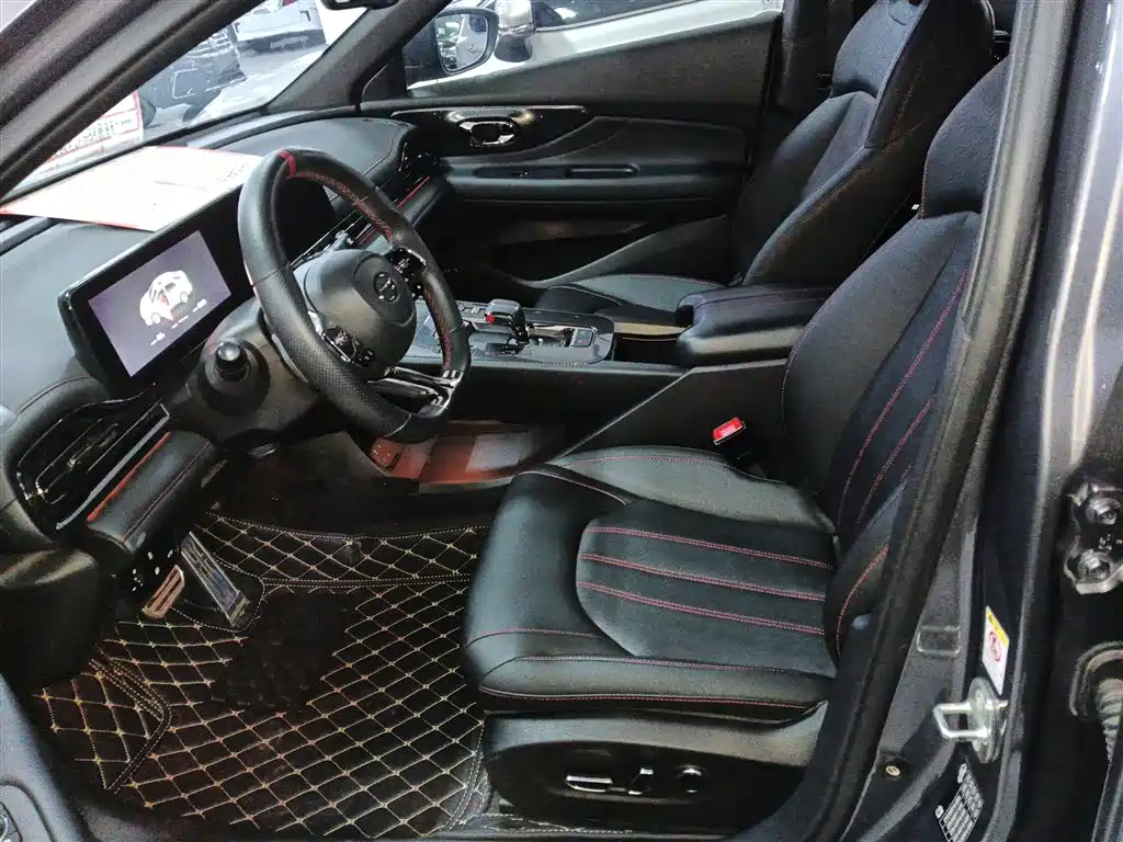 GAC Trumpchi Trumpchi Emkoo 2021 270T DCT J16 Edition фото 15