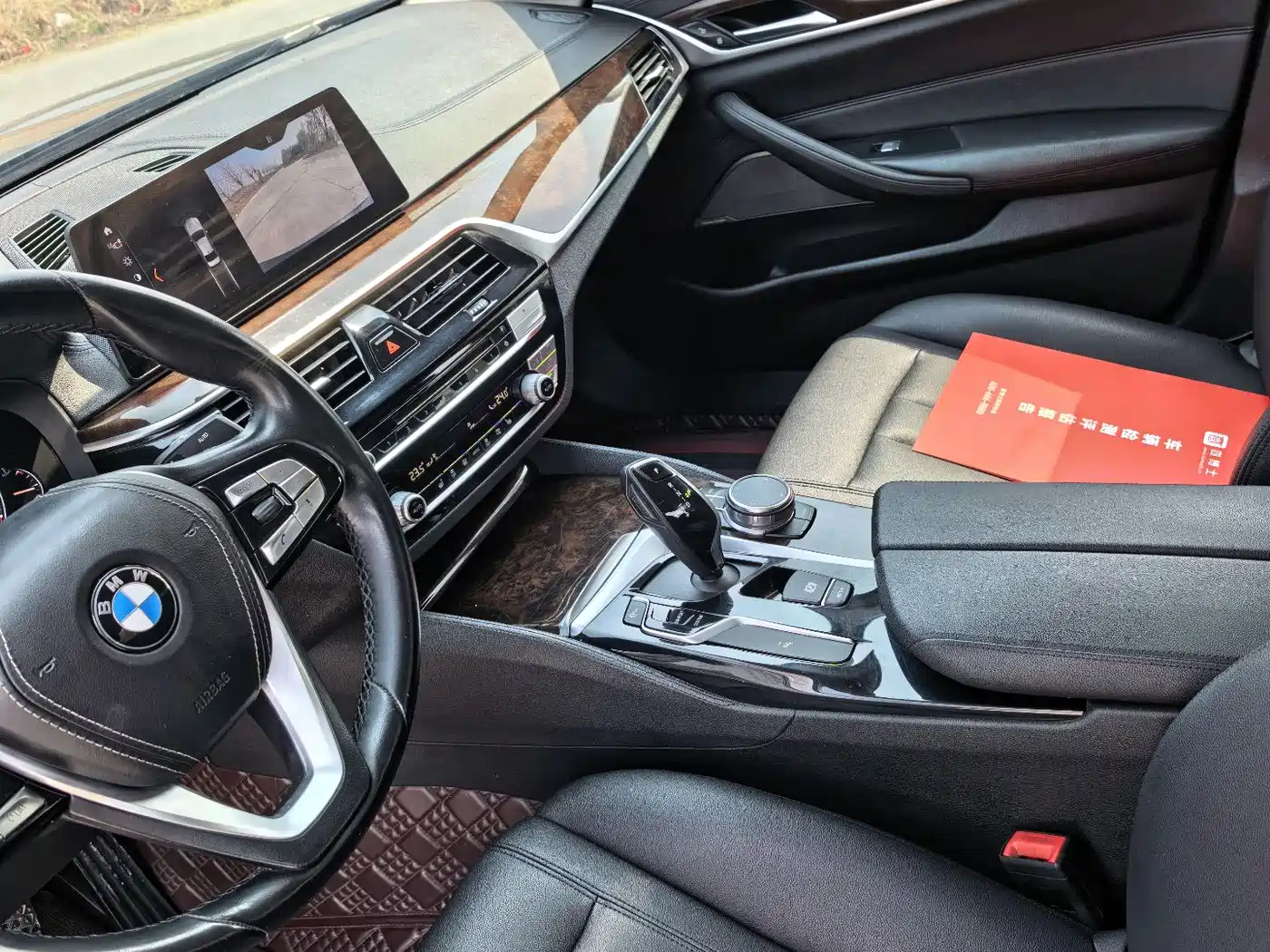 BMW 5 Series 2019 525Li Luxury Package фото 12