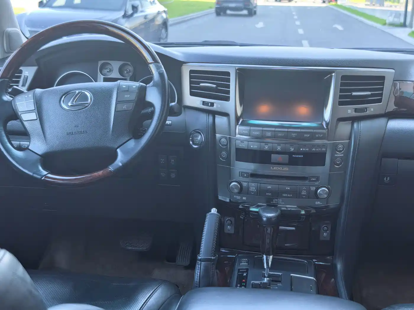 Lexus LX 2011 2012 Model 570