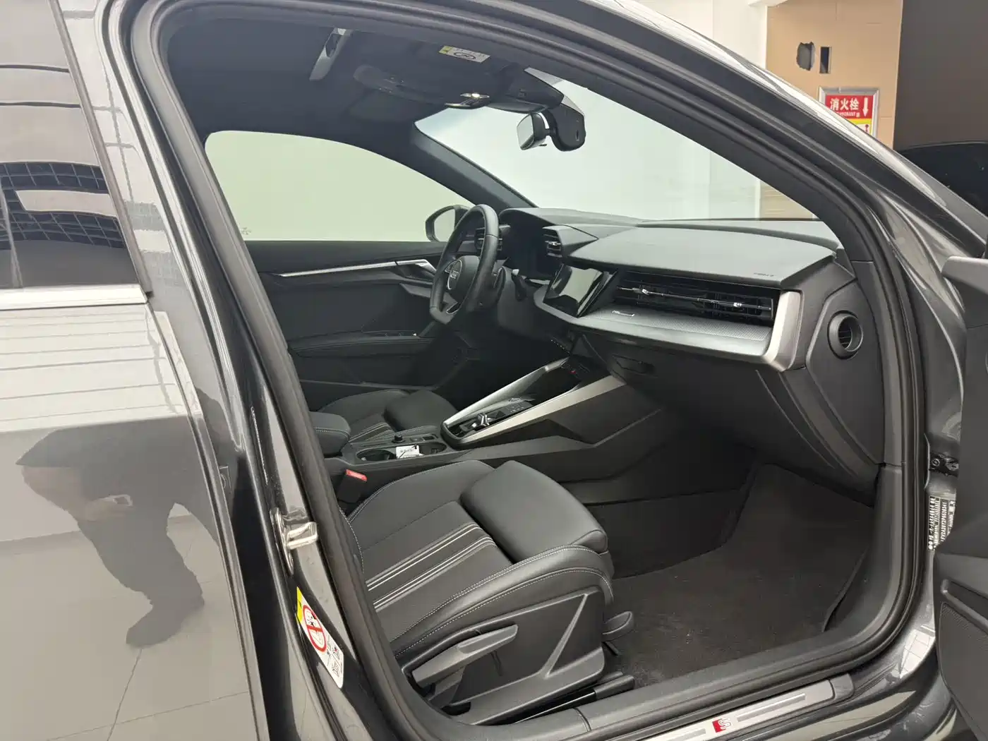 Audi A3 2023 Facelift A3L Limousine 35 TFSI Fashion Sport фото 19