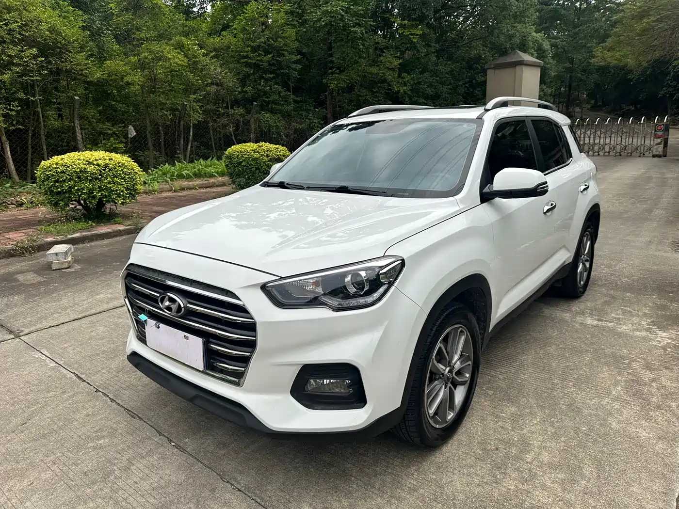 Hyundai Beijing Hyundai ix35 2019 2.0L Automatic 2WD Zhiyong·Smooth Enjoy China VI фото 2