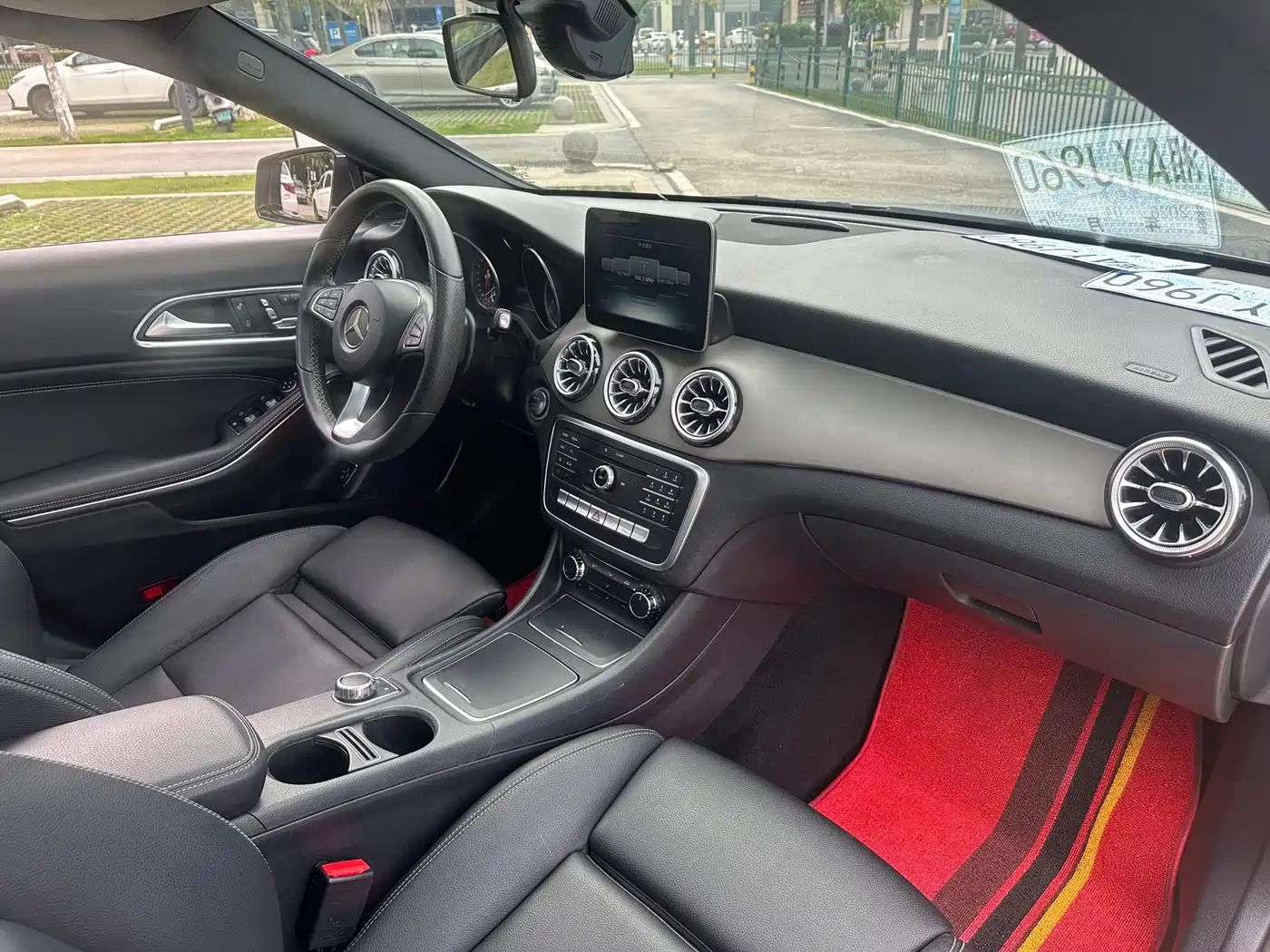 Mercedes-Benz CLA (Import) 2017 Facelift CLA 200 Style фото 17