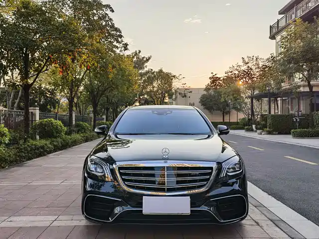 MERCEDES-BENZ S CLASS