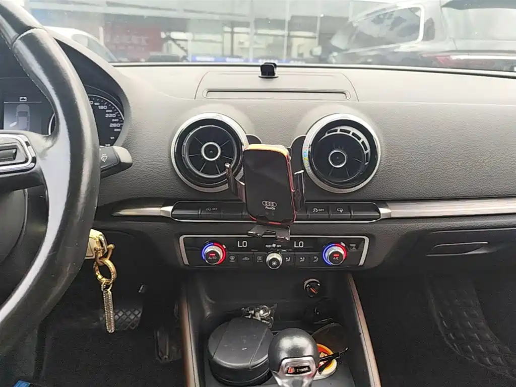 Audi A3 2016 Limousine 35 TFSI Style фото 13