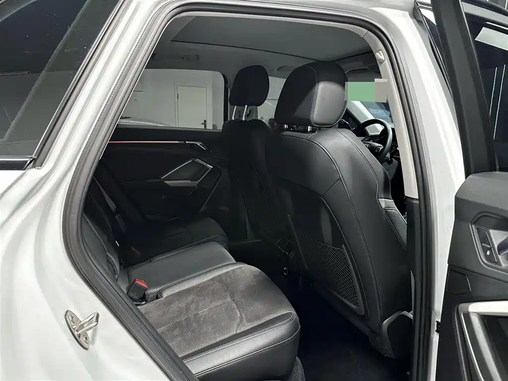 Audi Q3 2022 35 TFSI Fashion Dynamic фото 18