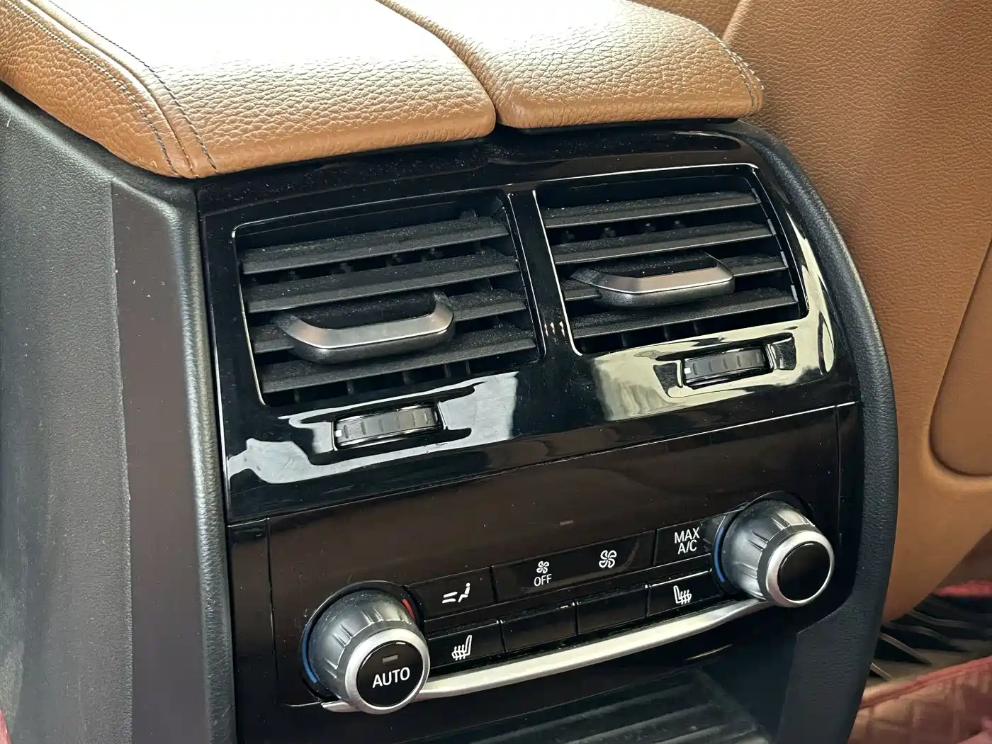 BMW 5 Series 2019 530Li Leading M Sport Package фото 12