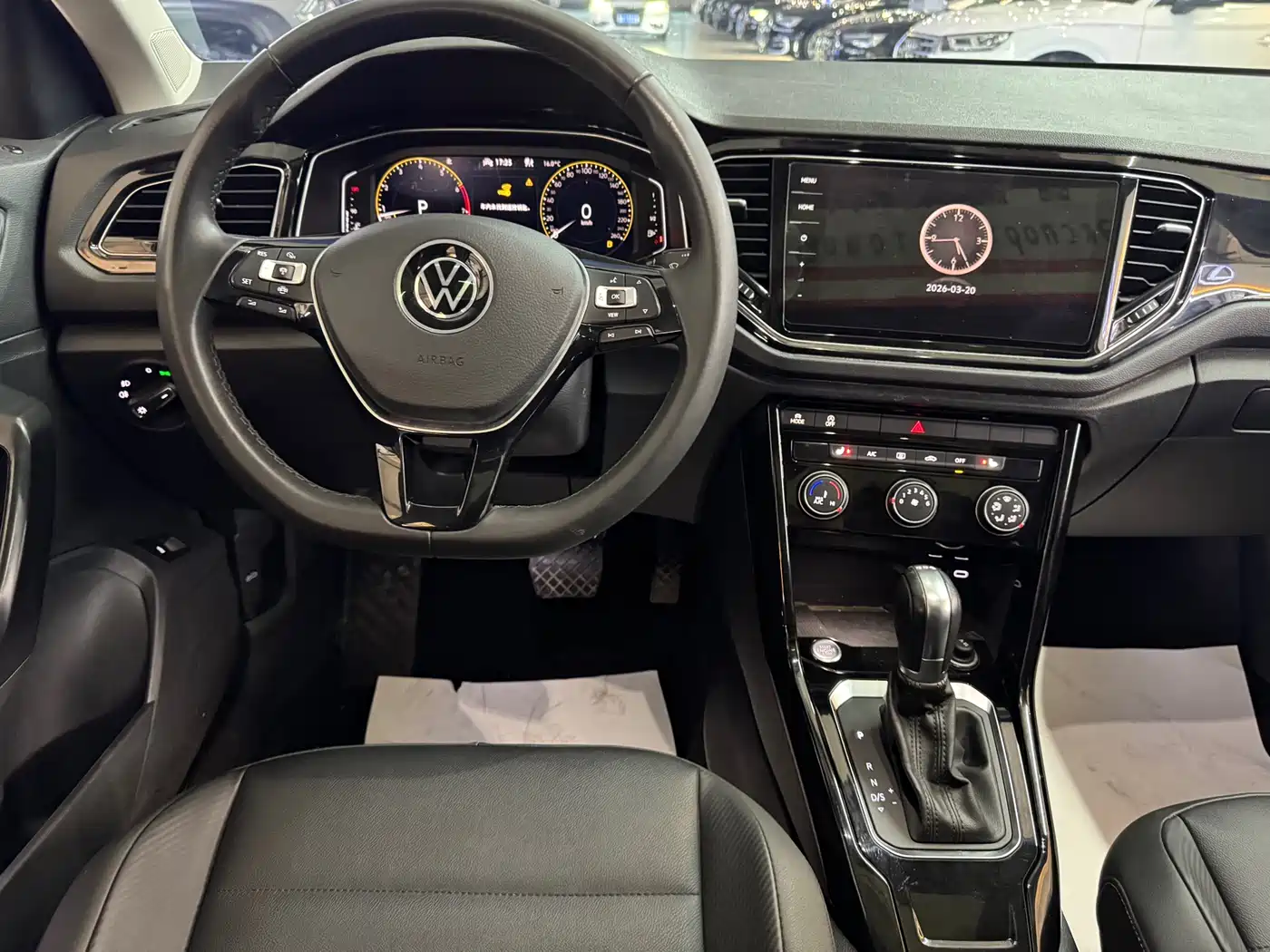 VOLKSWAGEN T ROC EXPLORING SONGS