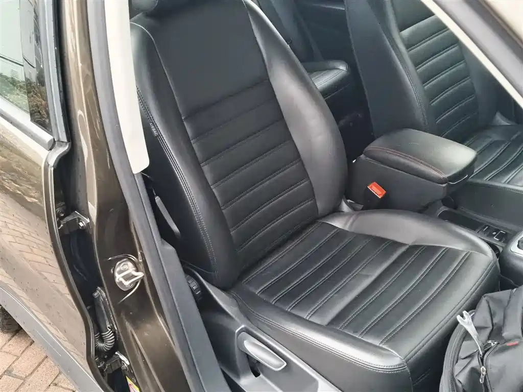 Volkswagen Tiguan 2015 1.8TSI Automatic 2WD Trendline фото 20
