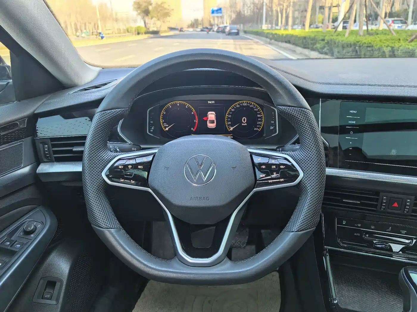 Volkswagen Passat 2024 280TSI Elite Edition фото 11