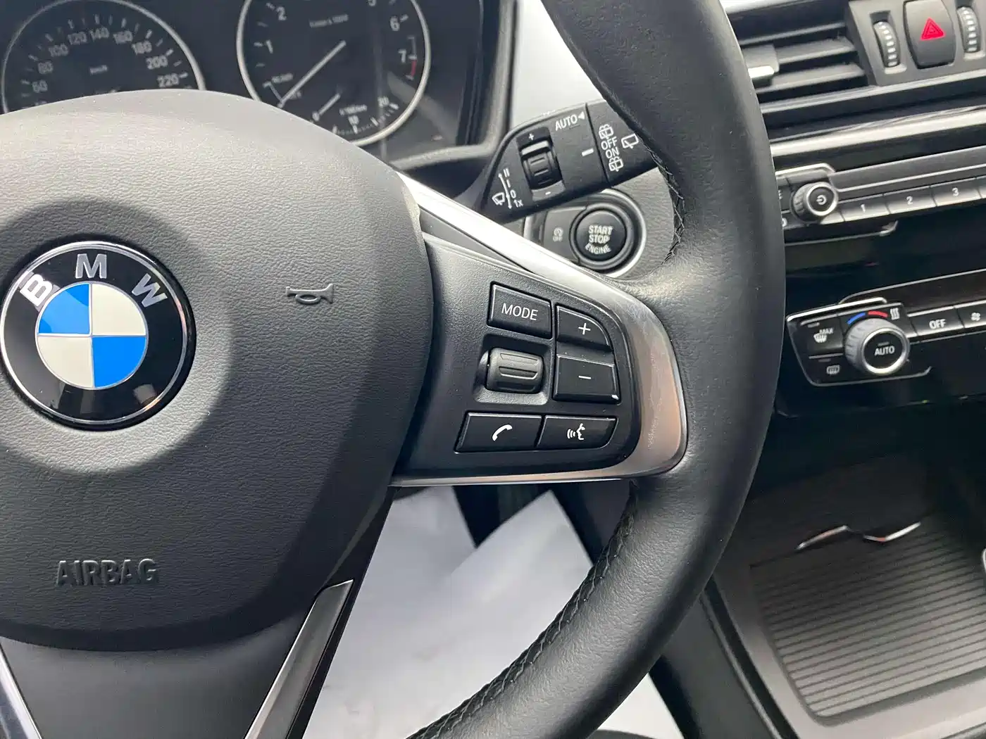 BMW X1 2018 sDrive18Li Fashion Model фото 25
