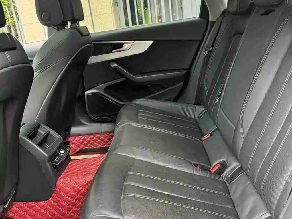 Audi A4L 2020 40 TFSI Fashion Dynamic Edition фото 10
