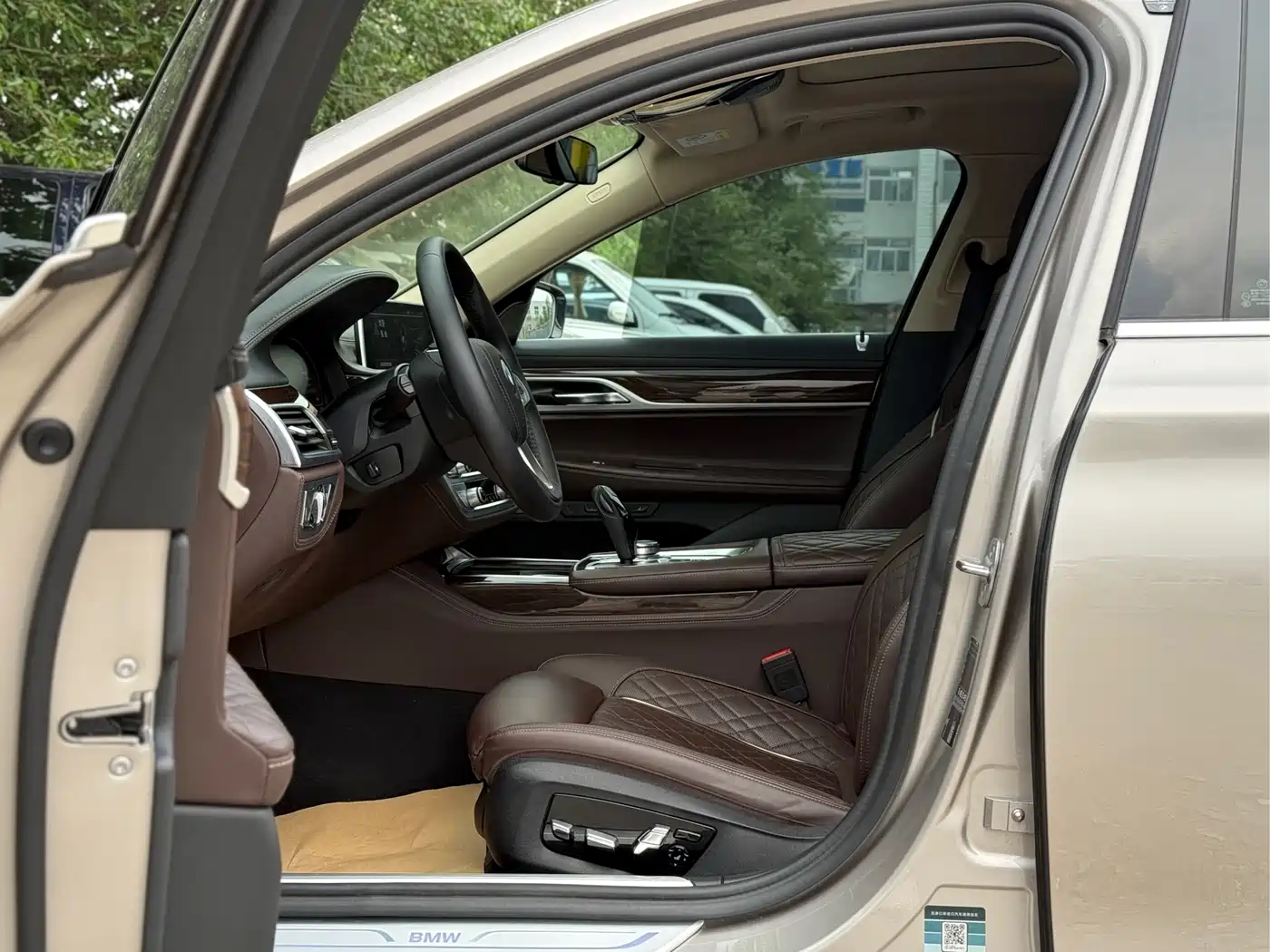 BMW 7 Series 2019 740Li Premium Luxury Package фото 8