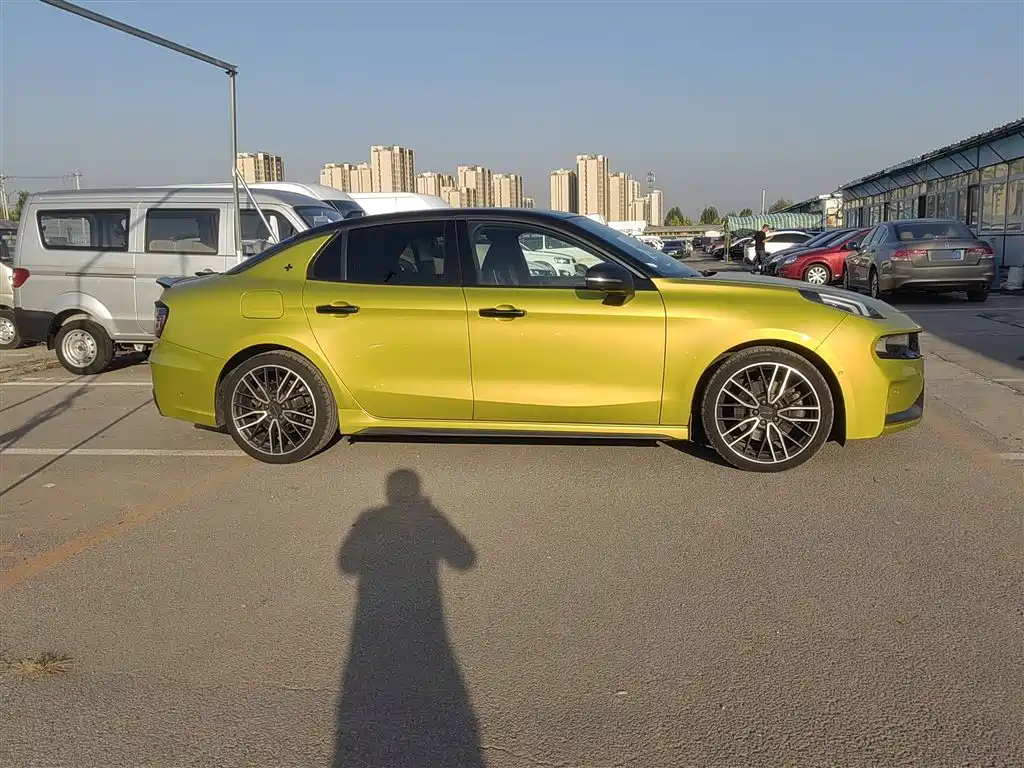 Lynk & Co 03 2020 03+ 2.0TD Auto Wind Master Edition фото 5