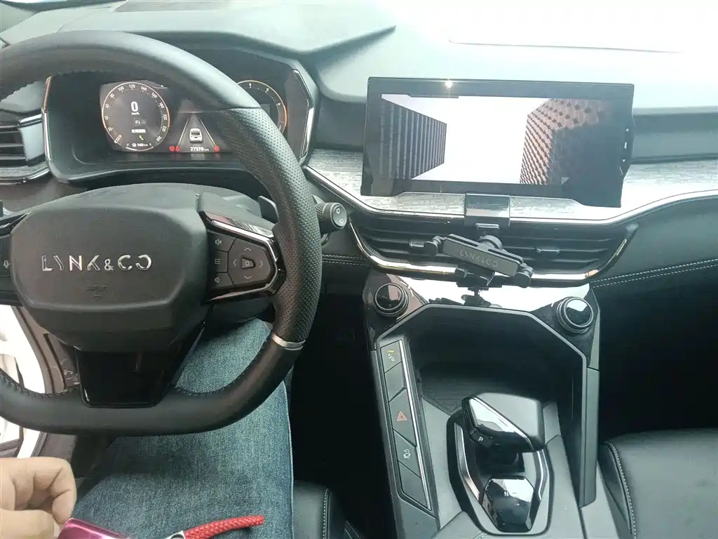 Lynk & Co 06 2020 1.5T Power Pro фото 10