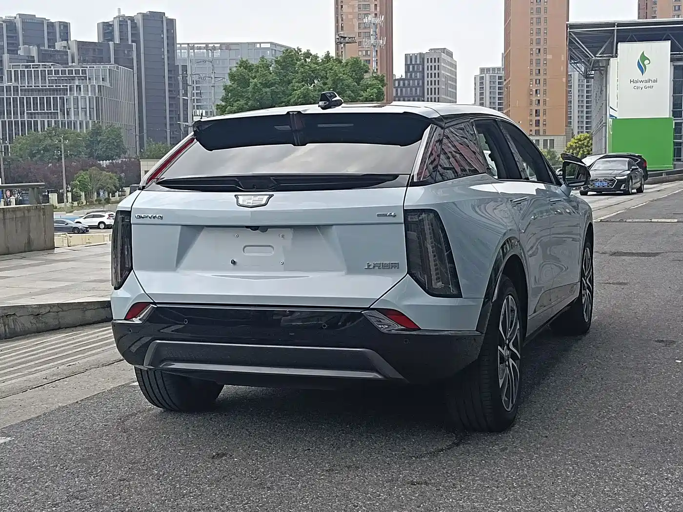 Cadillac IQ Ao Ge 2024 2024 AWD Long Range Edition