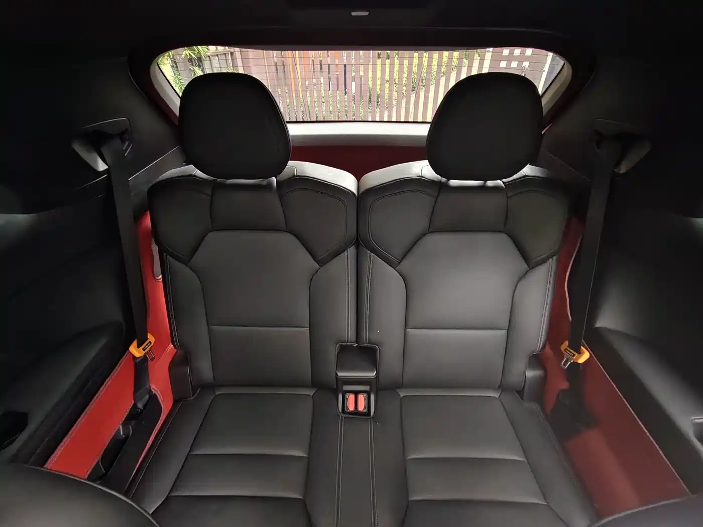 Lynk & Co 09 2022 2021 2.0T Halo 6-Seater