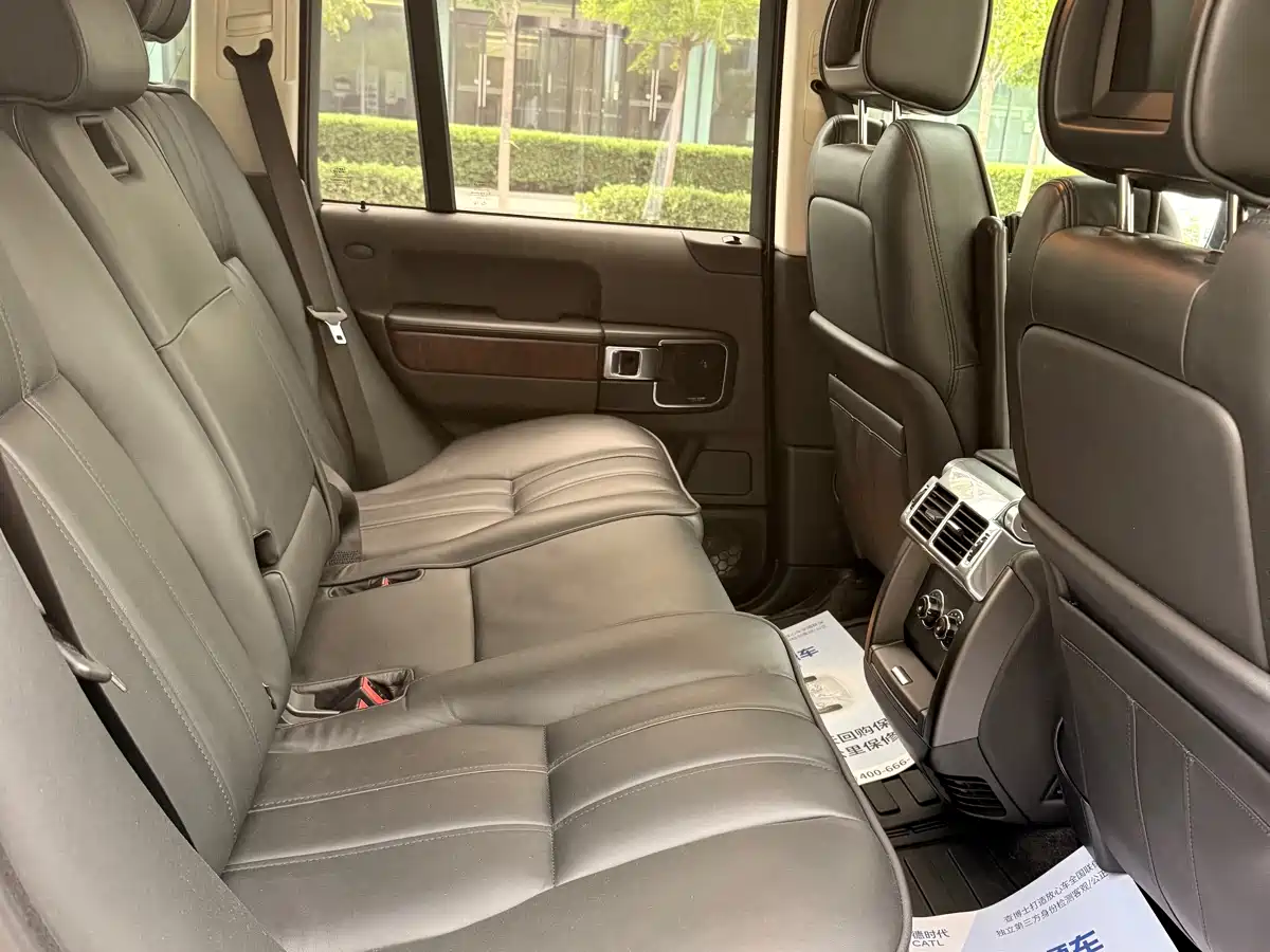 Land Rover Range Rover 2012 5.0 NA V8 фото 18