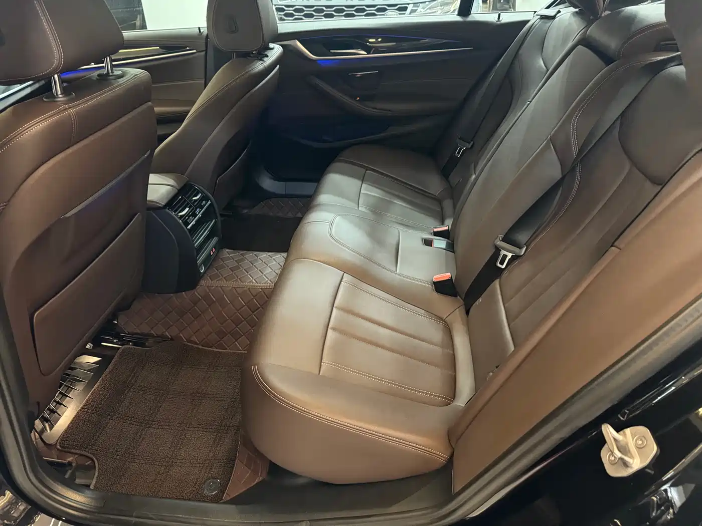 BMW 5 Series 2018 525Li Luxury Package фото 8
