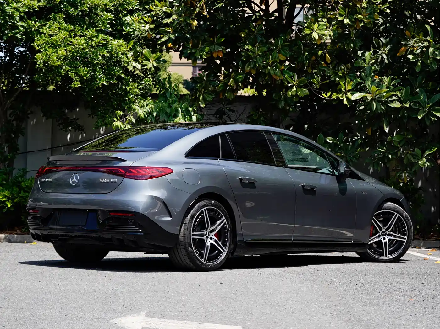 Mercedes-Benz EQE AMG 2023 AMG EQE 53 4MATIC+ фото 4