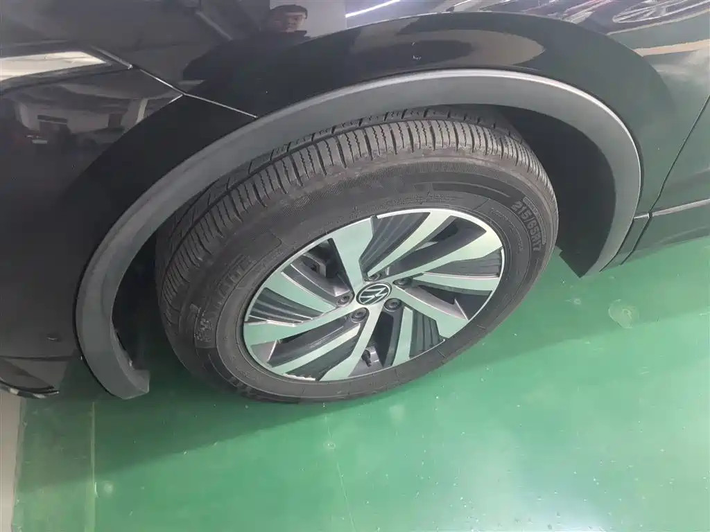 Volkswagen Tiguan L PHEV 2022 430PHEV Plug-in Hybrid Premium фото 25