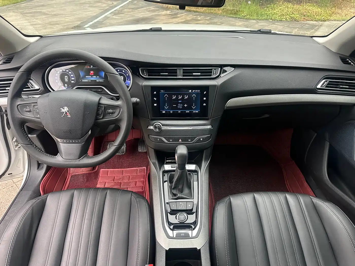 Peugeot 408 2020 360THP 10th Anniversary Commemorative Edition фото 7