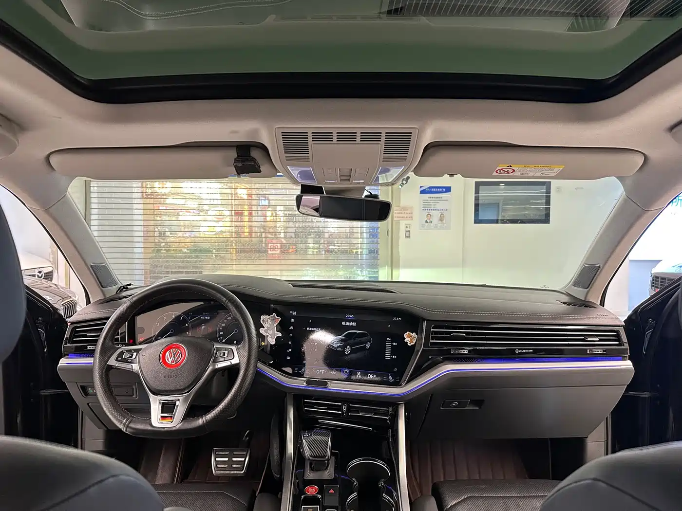 Volkswagen Touareg 2019 2.0TSI Sharp Wing Edition China VI фото 21