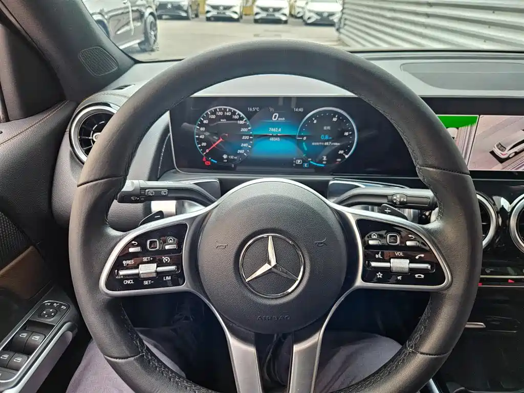 Mercedes-Benz GLB 2020 GLB 200 Dynamic фото 14