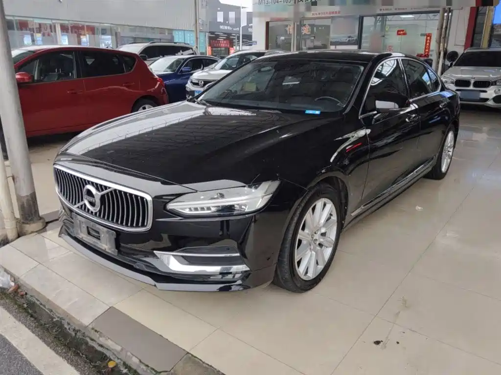Volvo S90 2020 Facelift T5 Momentum