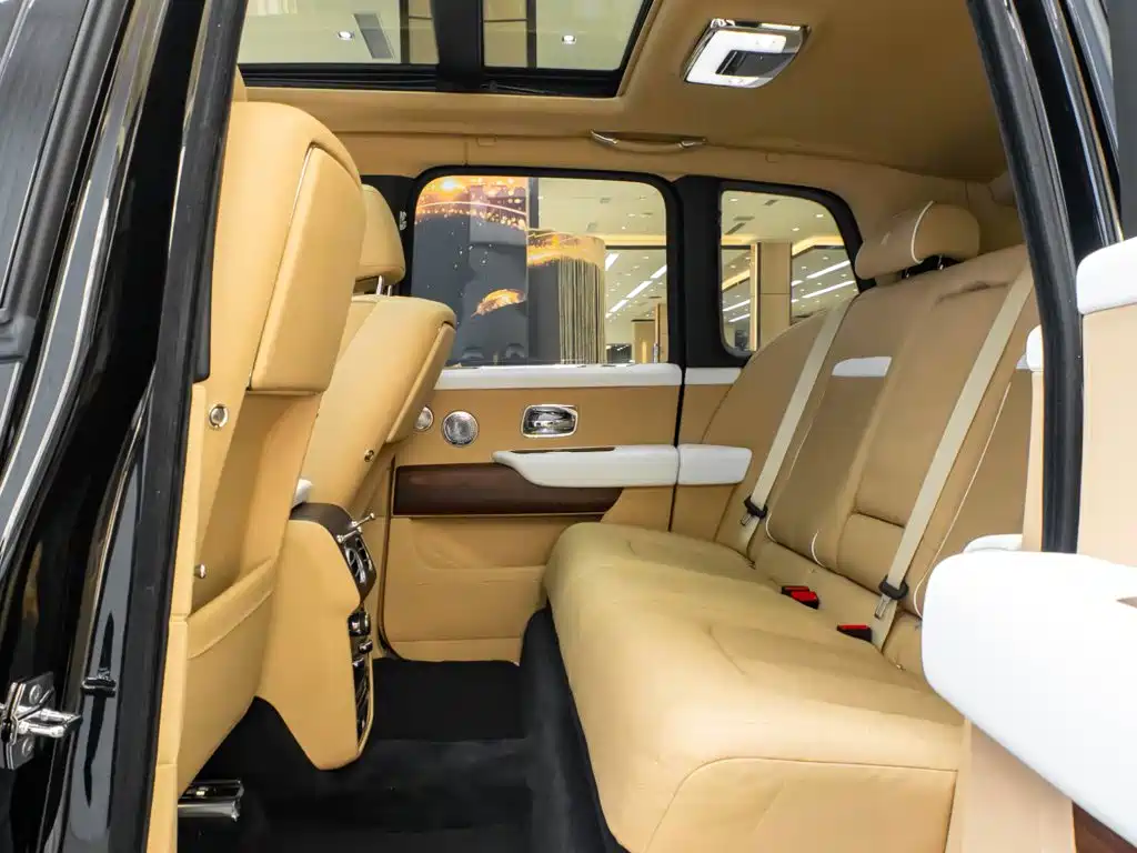 Rolls-Royce Cullinan 2020 2018 5-Seater Version