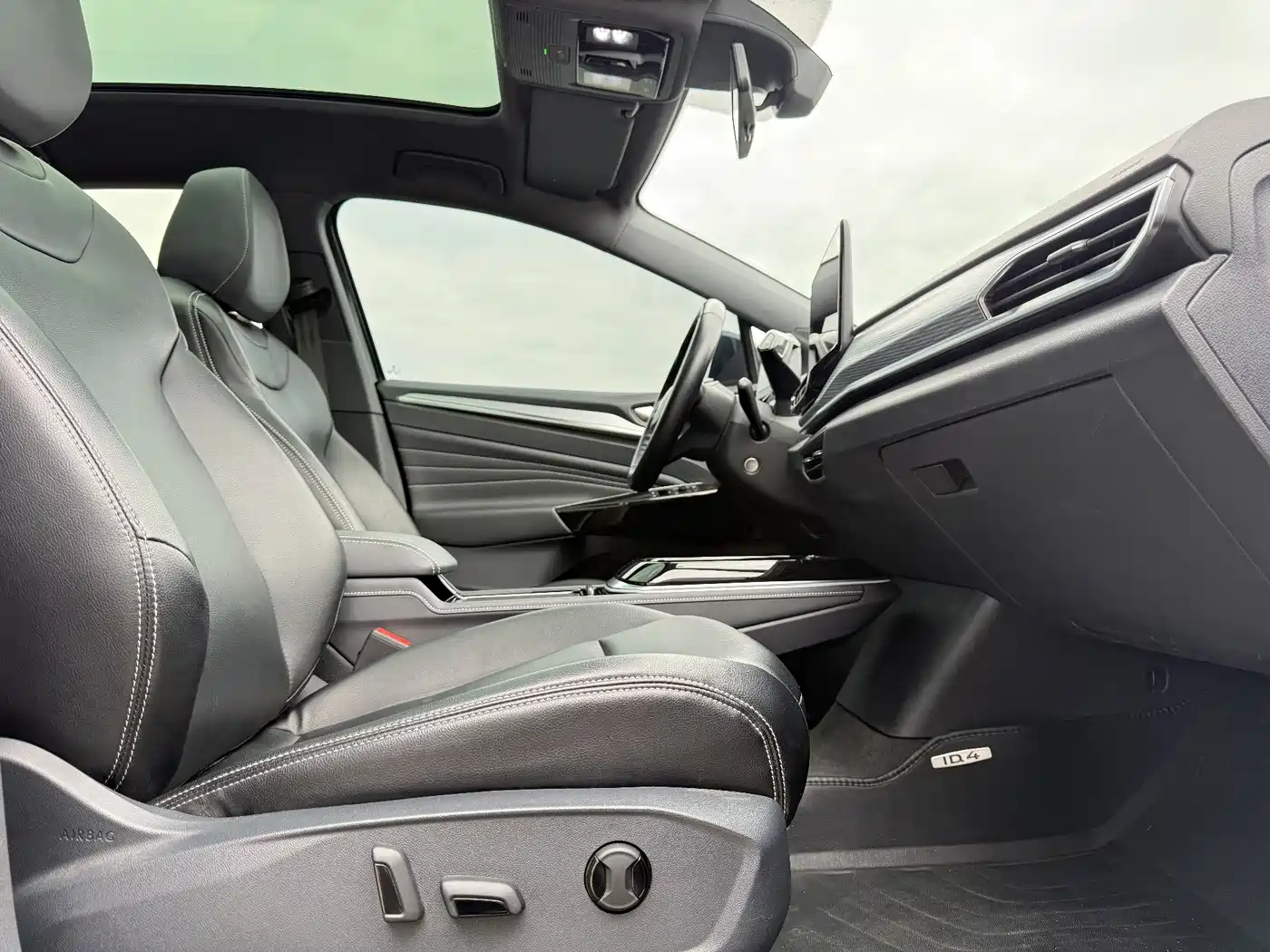 VOLKSWAGEN ID.4 CROZZ