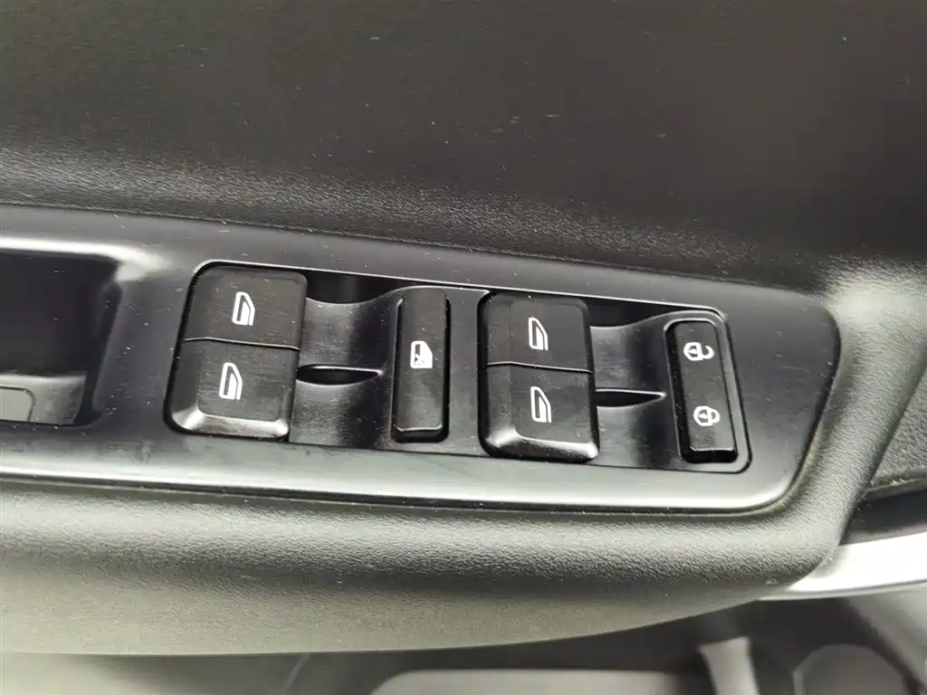 GEELY AUTOMOBILE BOYUE