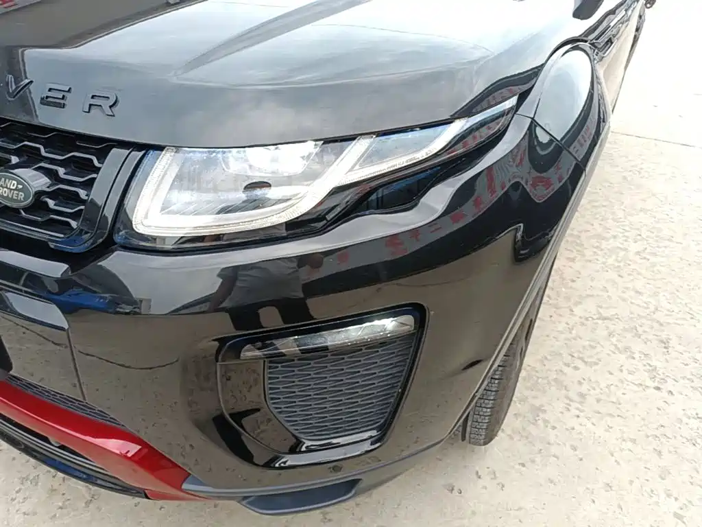 Фото 24 - Land Rover Range Rover Evoque