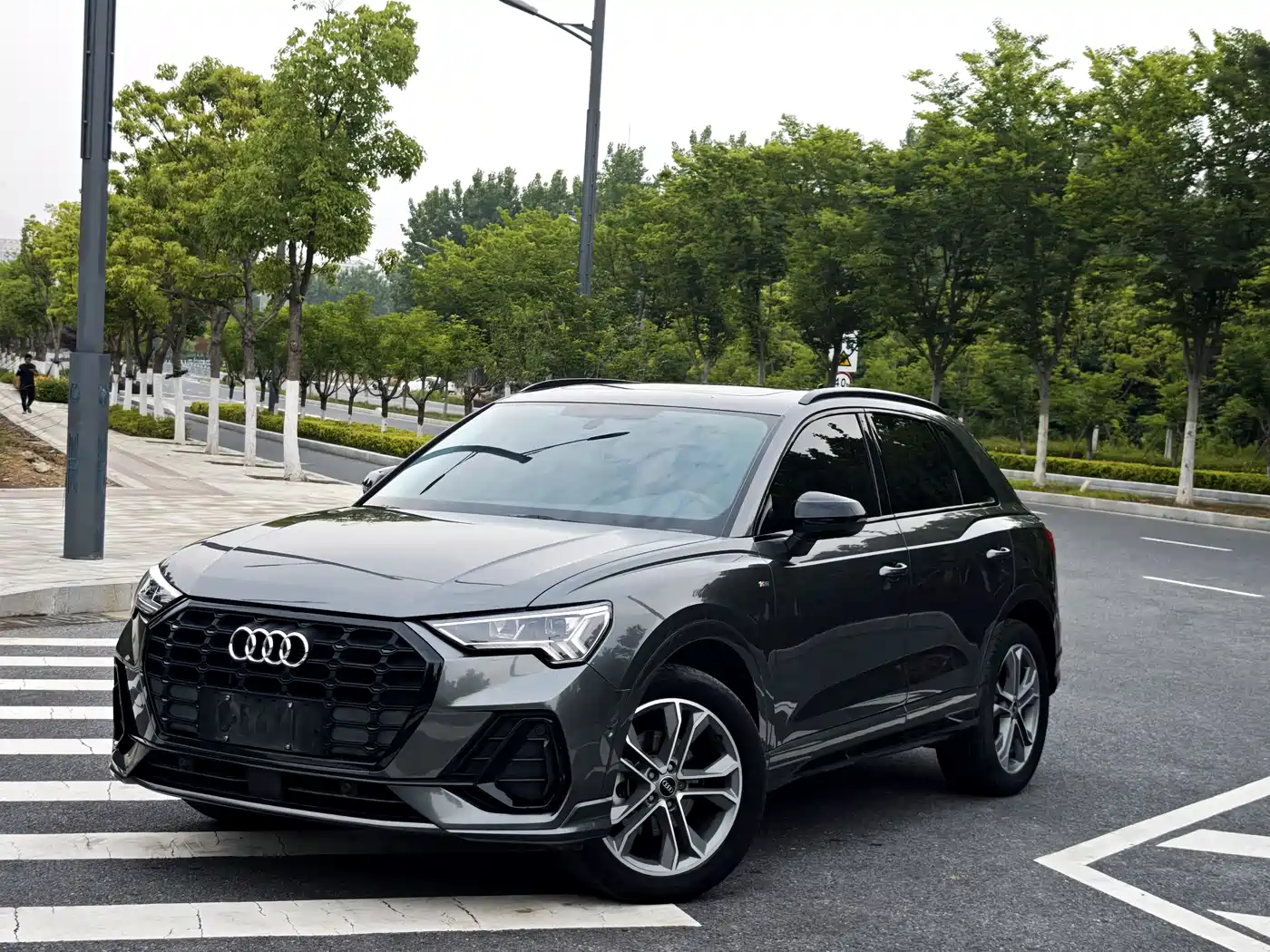 Audi Q3 2023 35 TFSI Fashion Dynamic (1.4T)