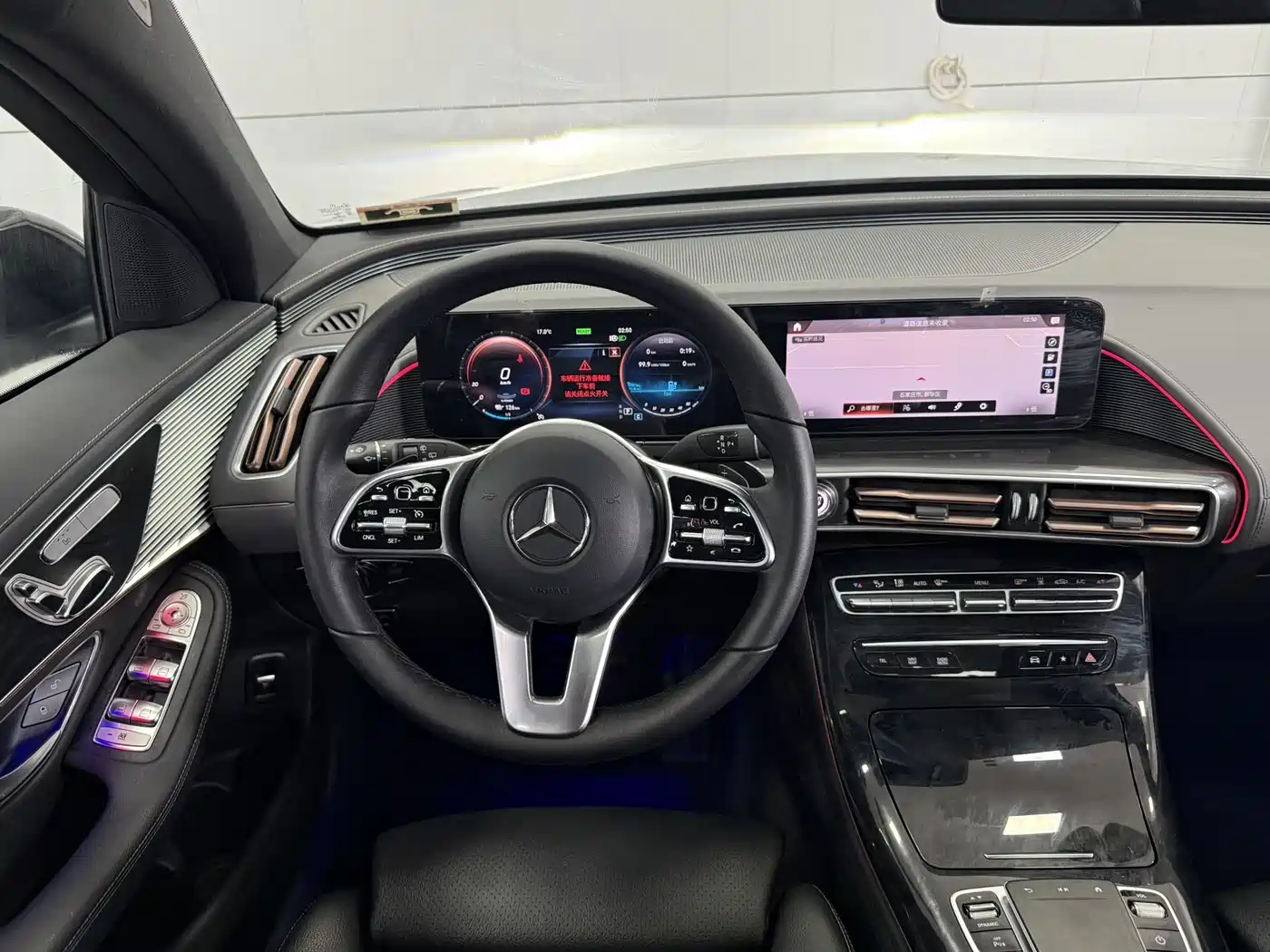 MERCEDES-BENZ EQC