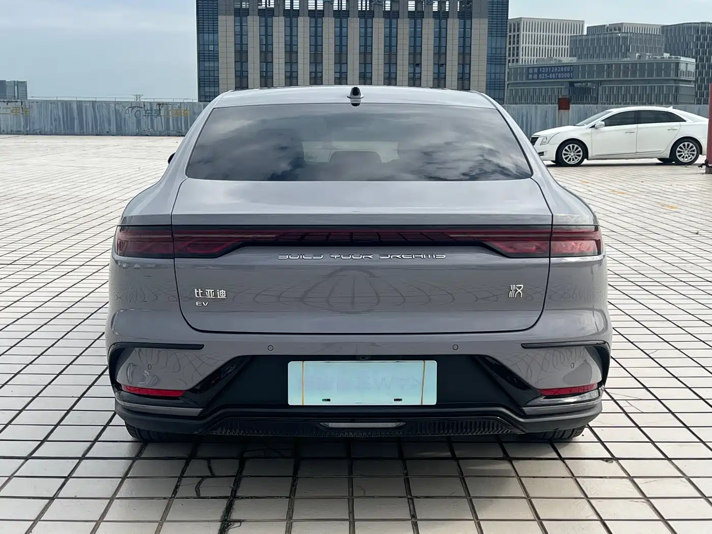 BYD Han 2025 EV Smart Driving Edition 701KM LiDAR Flagship фото 5