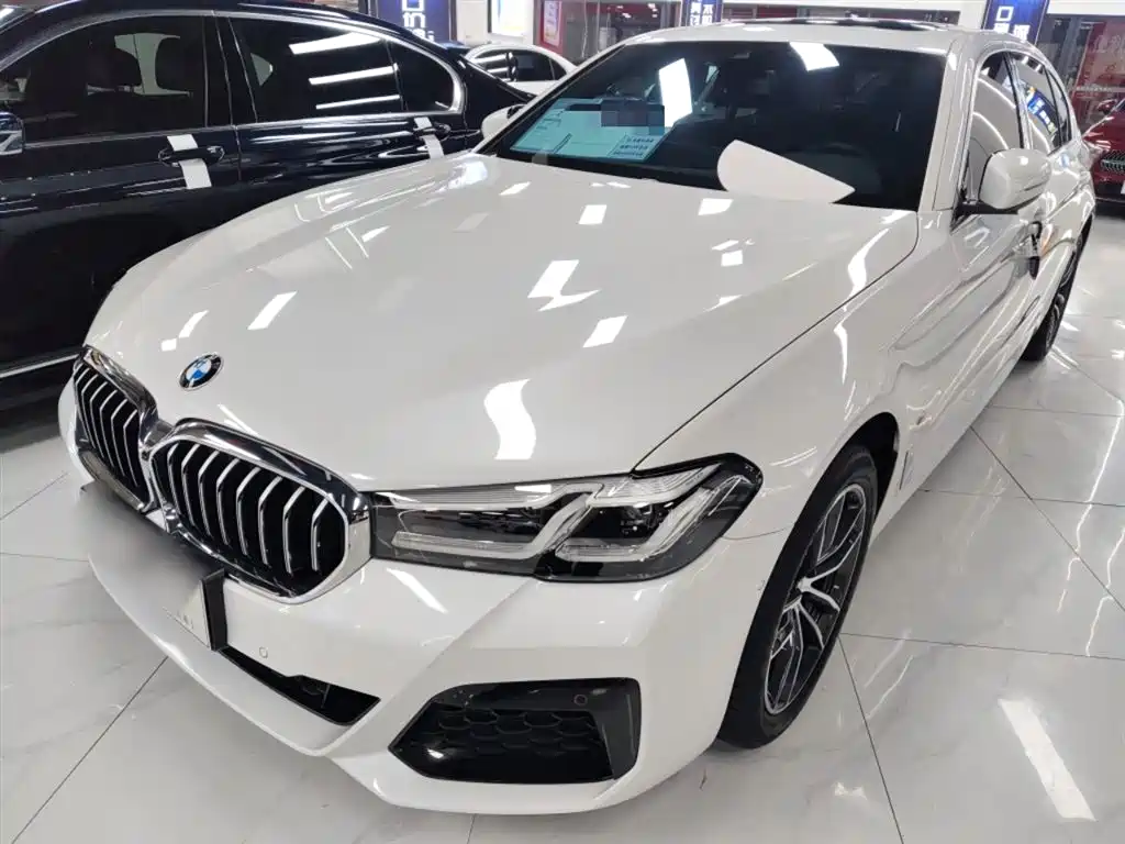BMW 5 Series 2022 Model Second Facelift 525Li M Sport Package фото 2
